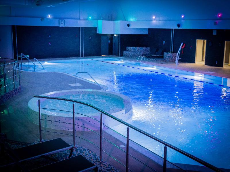 Village Hotel Cardiff image