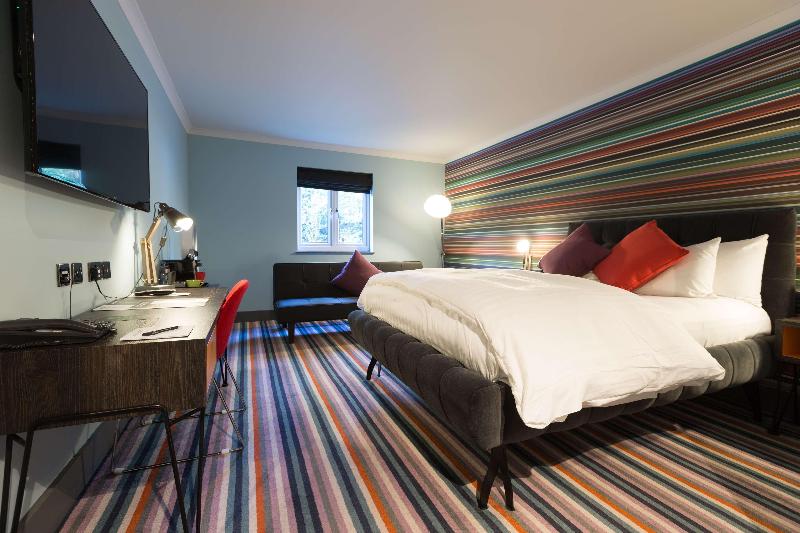 Village Hotel Warrington image