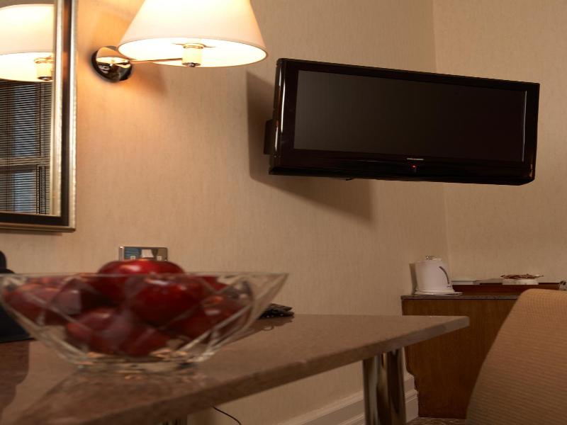 Midland Hotel Bradford image