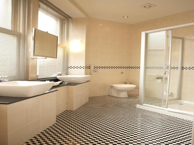 Midland Hotel Bradford image