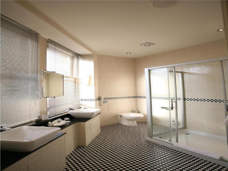 Midland Hotel Bradford image