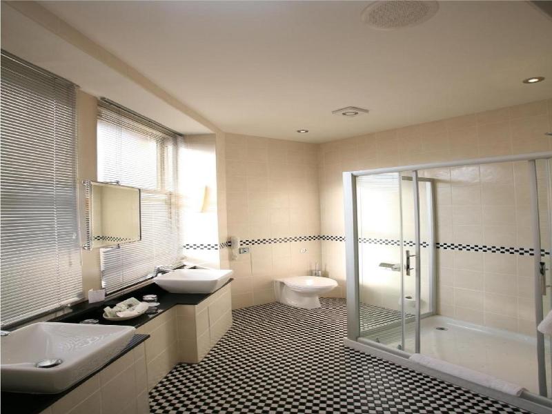Midland Hotel Bradford image