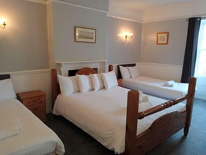 Blue Bell Hotel image