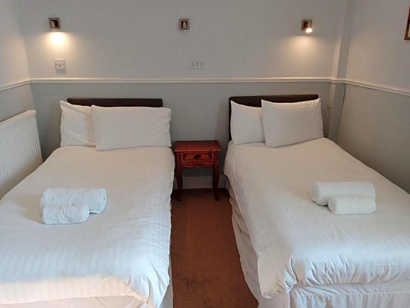 Blue Bell Hotel image