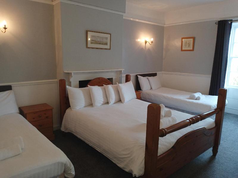 Blue Bell Hotel image