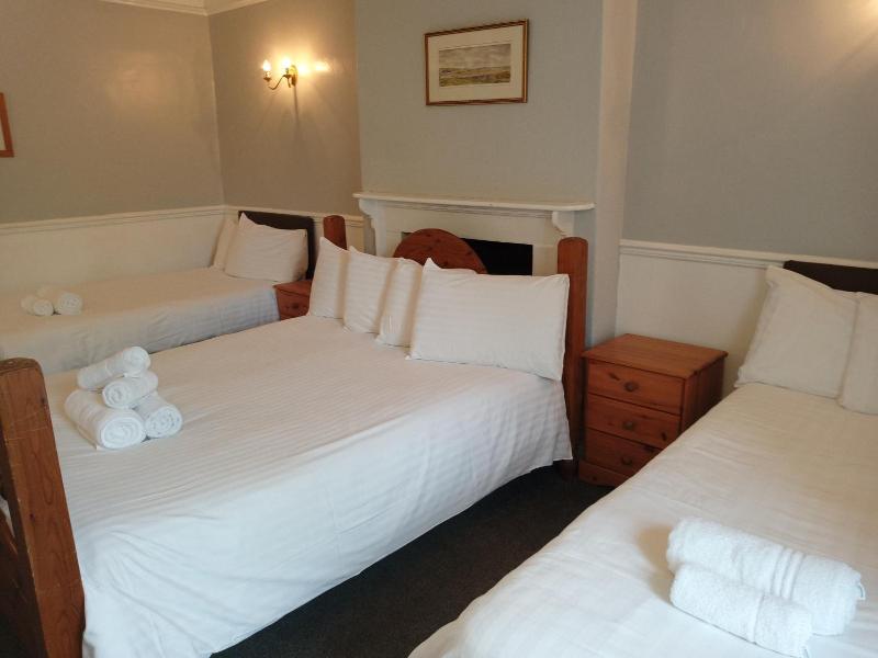 Blue Bell Hotel image