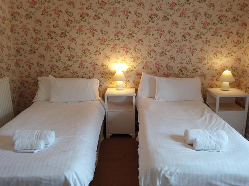 Blue Bell Hotel image