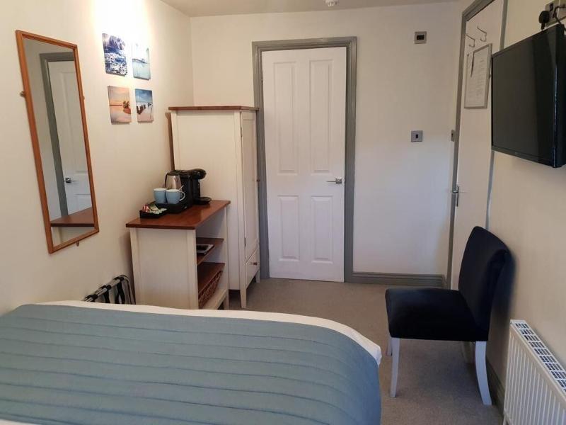 Compston House B&B - Adults Only image