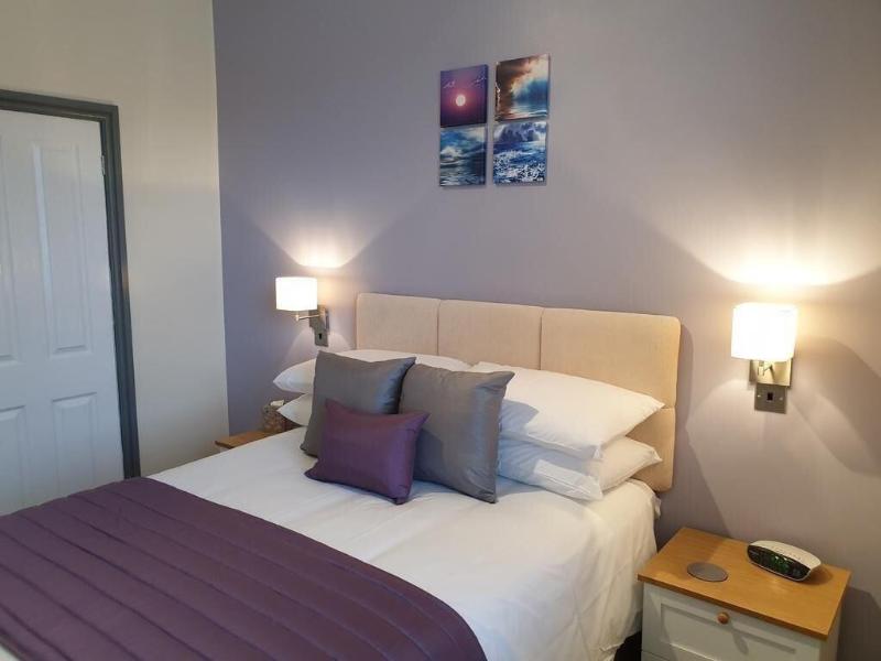 Compston House B&B - Adults Only image