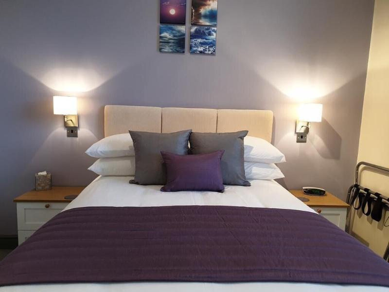 Compston House B&B - Adults Only image