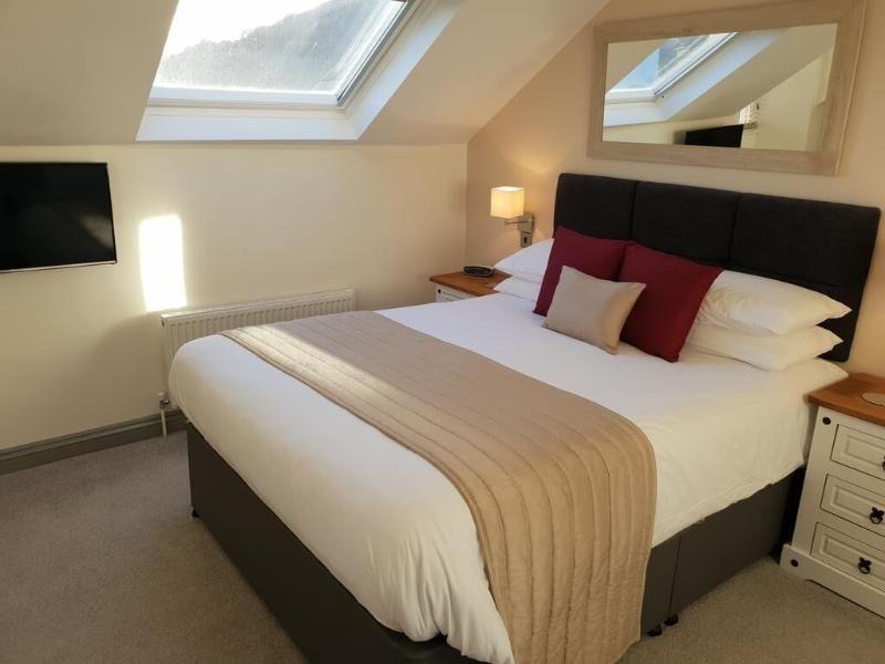 Compston House B&B - Adults Only image