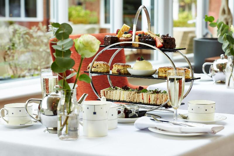 The Bull (Sarova Hotels) image