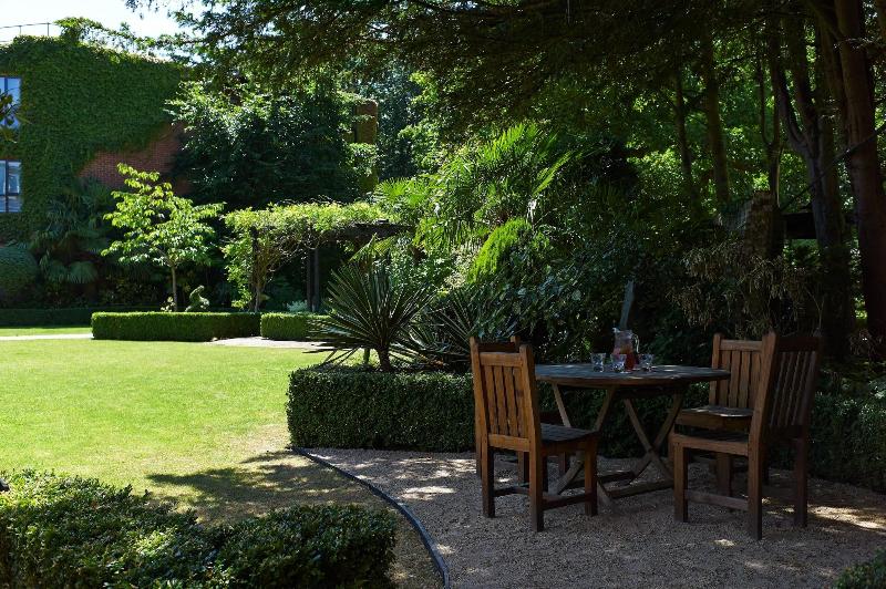 The Bull (Sarova Hotels) image