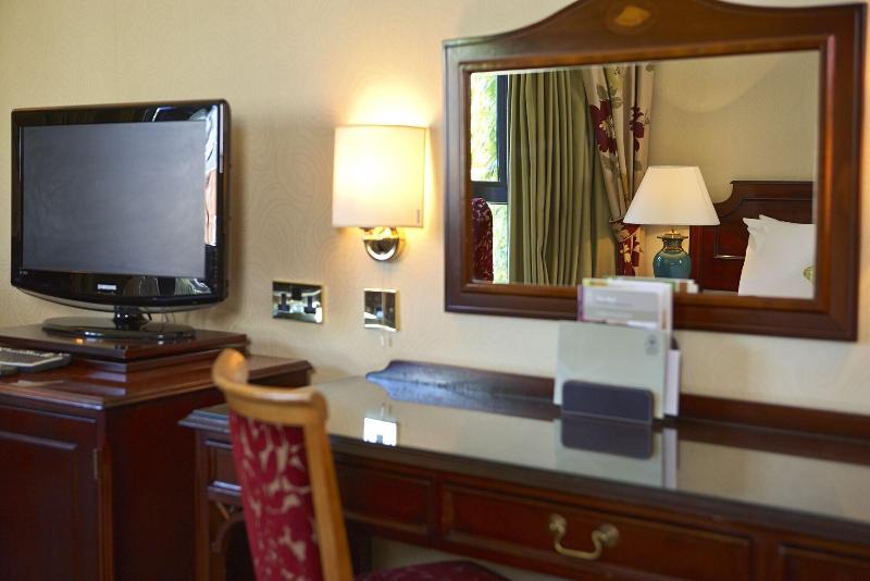 The Bull (Sarova Hotels) image