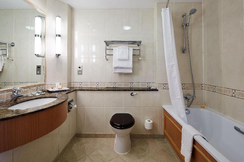 The Bull (Sarova Hotels) image