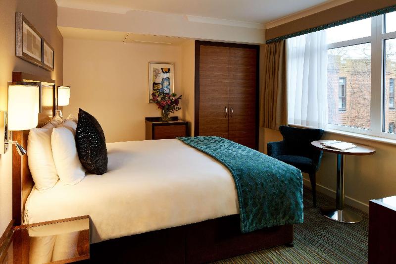 The Bull (Sarova Hotels) image