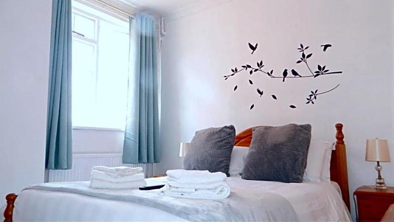 Kings Head Inn image