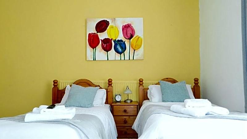 Kings Head Inn image