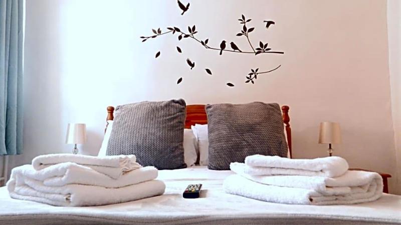 Kings Head Inn image