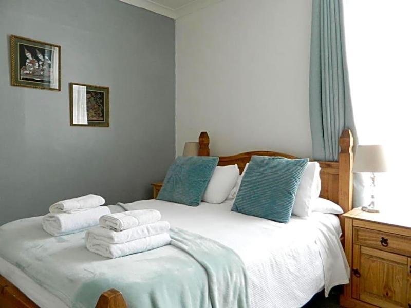 Kings Head Inn image