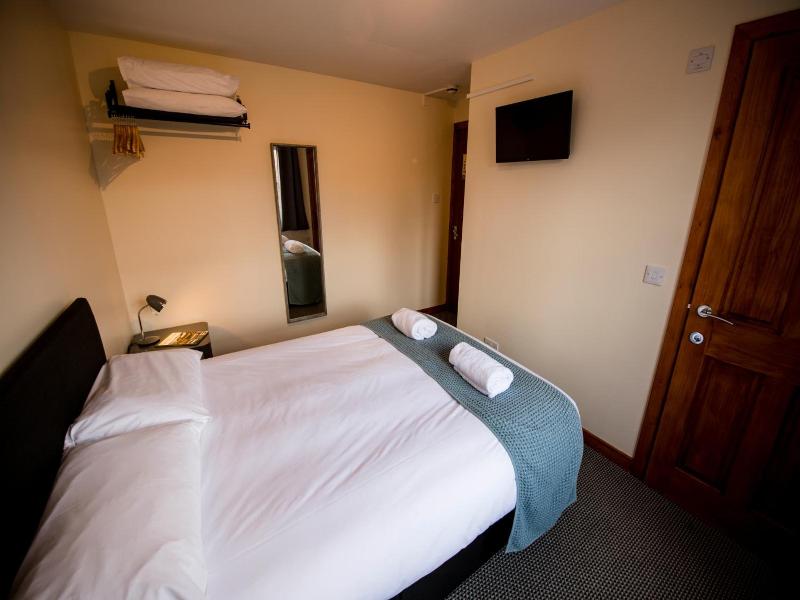 Bank Street Lodge image