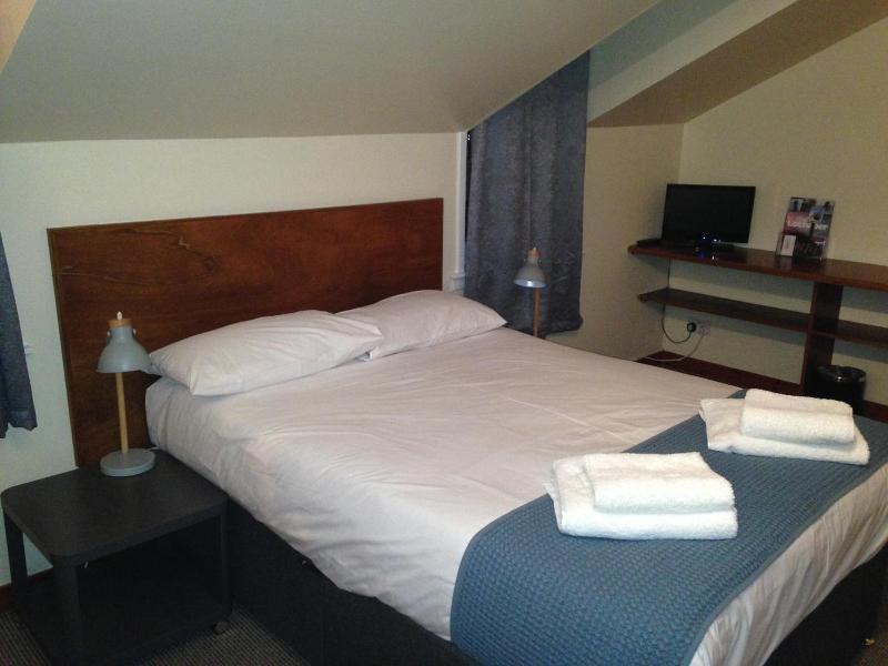 Bank Street Lodge image