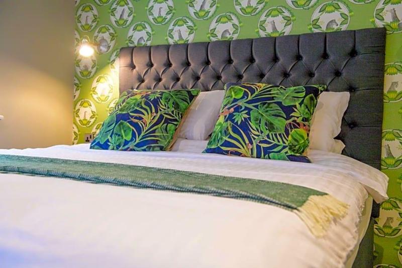 White Horse Hotel image