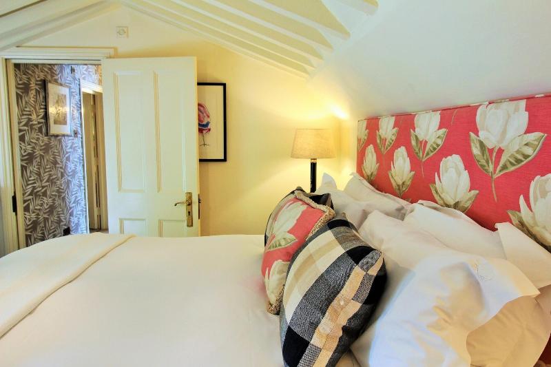 Swan Hotel image