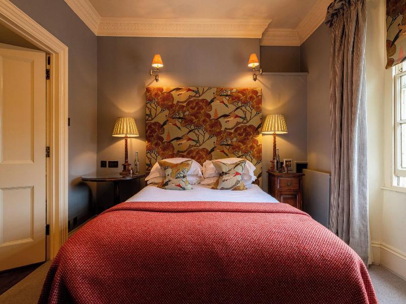 Swan Hotel image