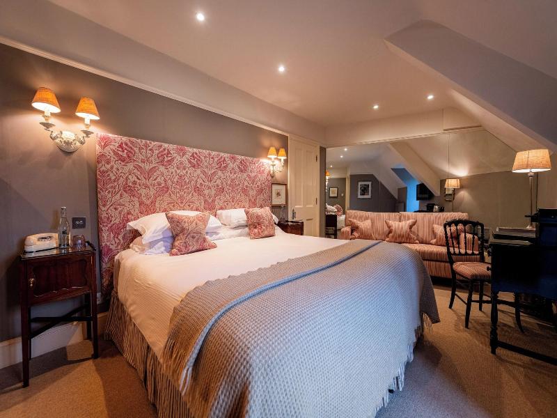 Swan Hotel image