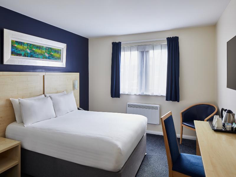 Leonardo Inn Aberdeen Airport image