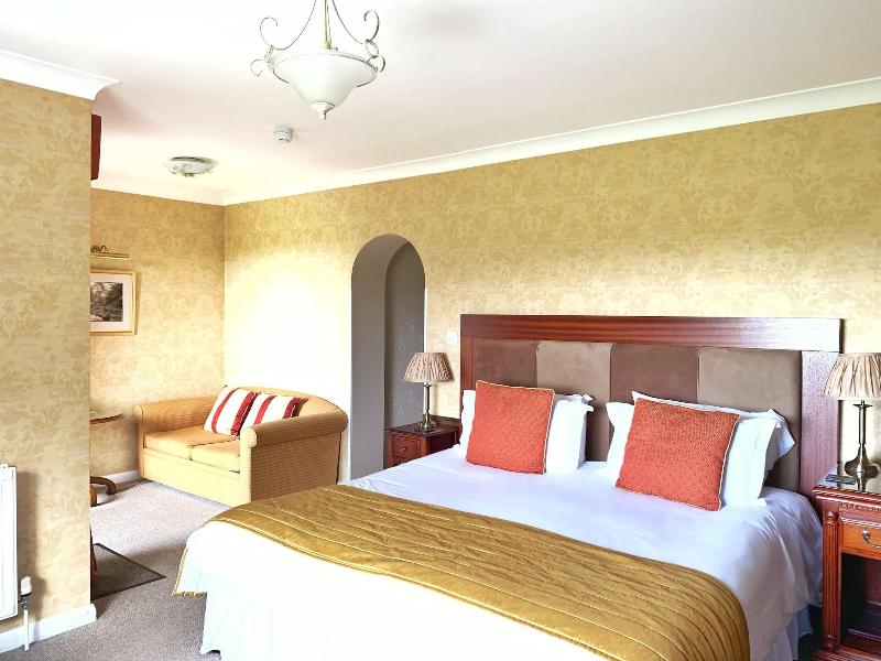 The Mallyan Spout Hotel image