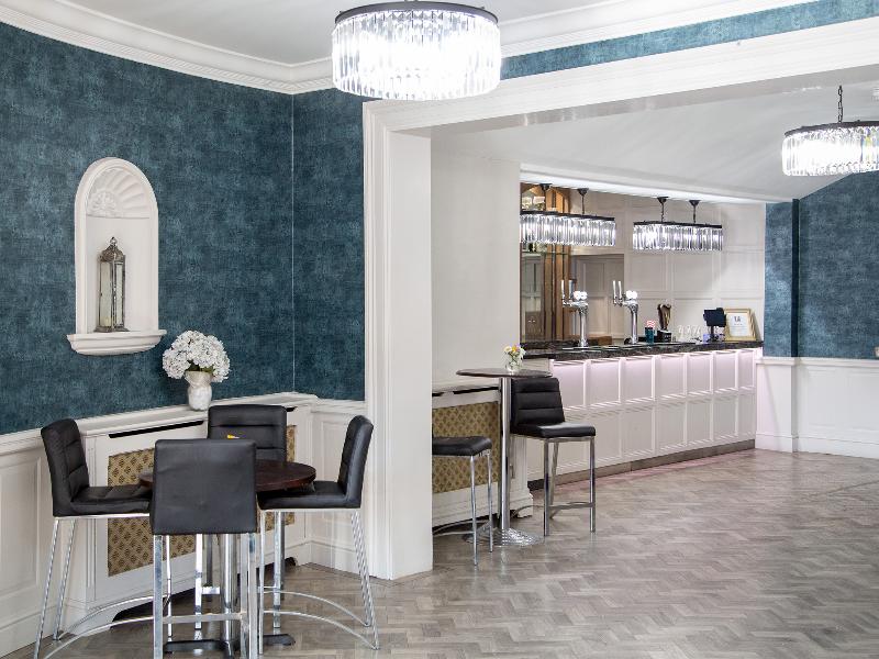 Alton House Hotel image
