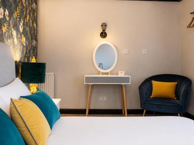 Heath Cottage Hotel image