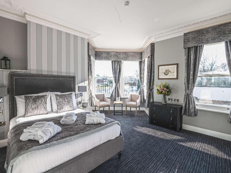 Thames Riviera Hotel Sure Hotel Collection by BW image