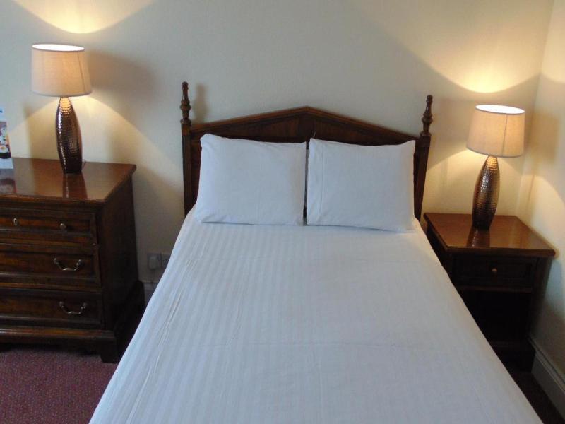 Harrowgate Hill Lodge image