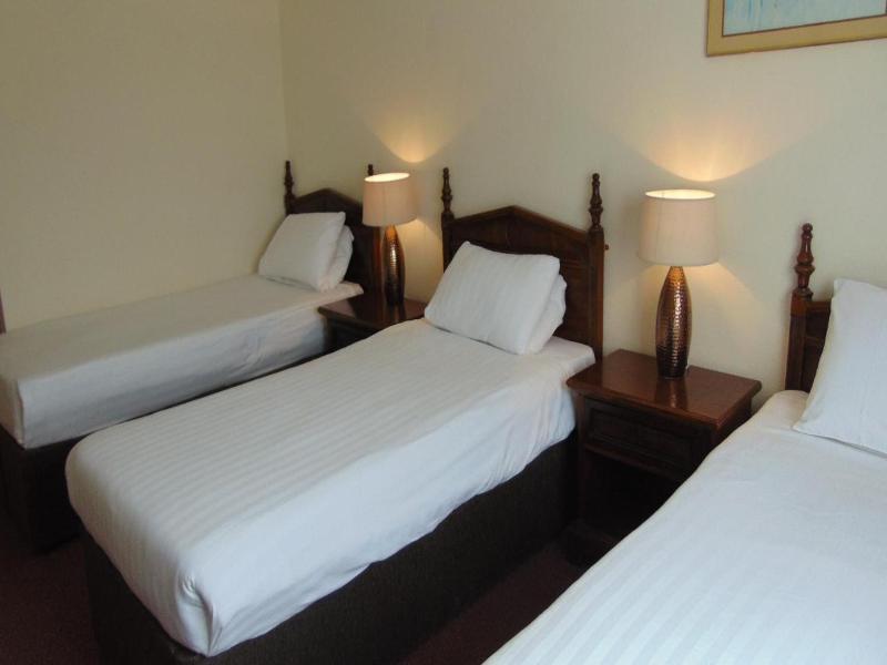 Harrowgate Hill Lodge image
