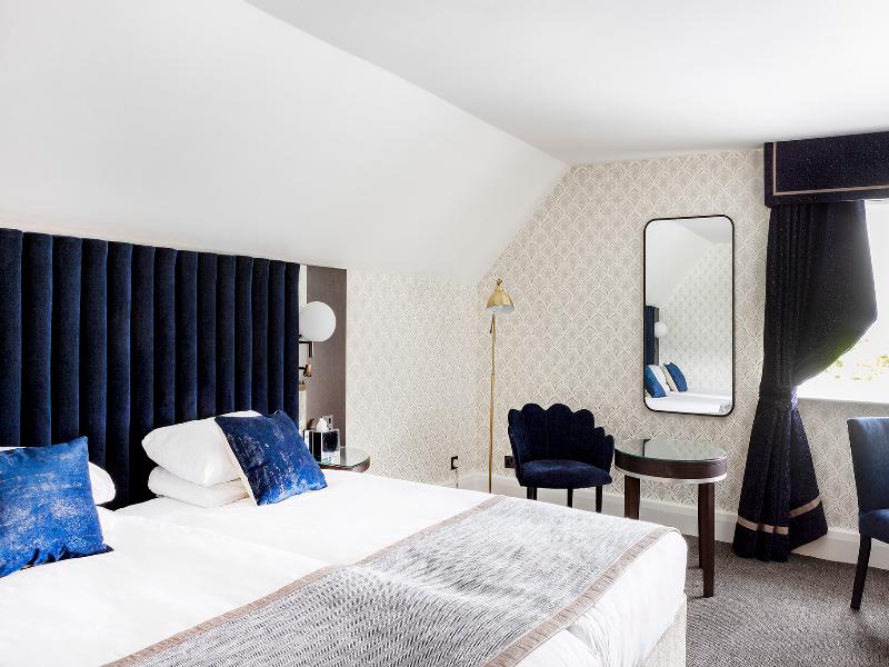 The Winchester Hotel and Spa image