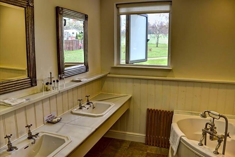 Sedlescombe Golf Hotel image
