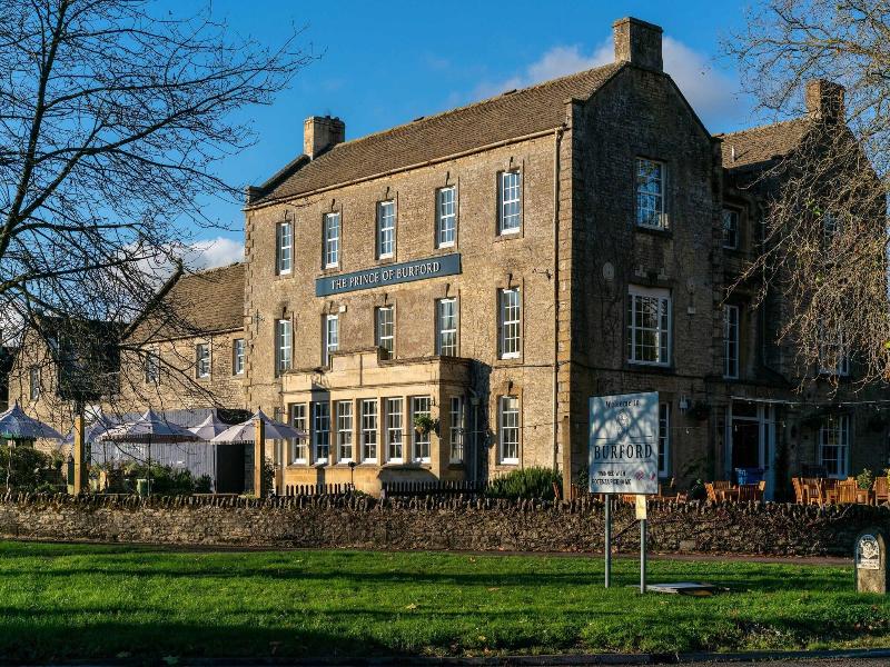 Cotswold Gateway Hotel image