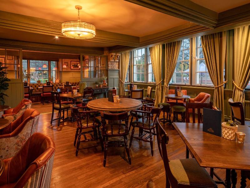 Cotswold Gateway Hotel image