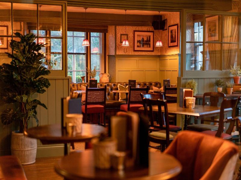 Cotswold Gateway Hotel image