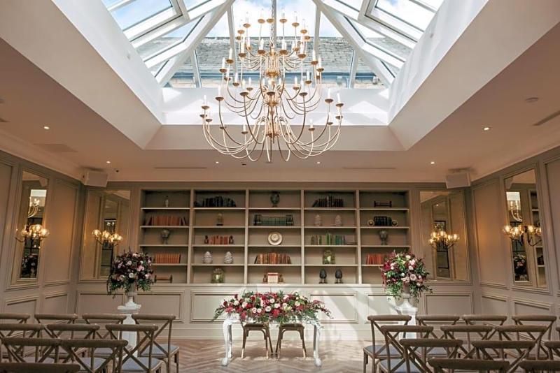 Woodlands Hotel image