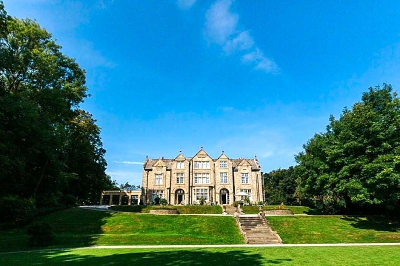 Woodlands Hotel image