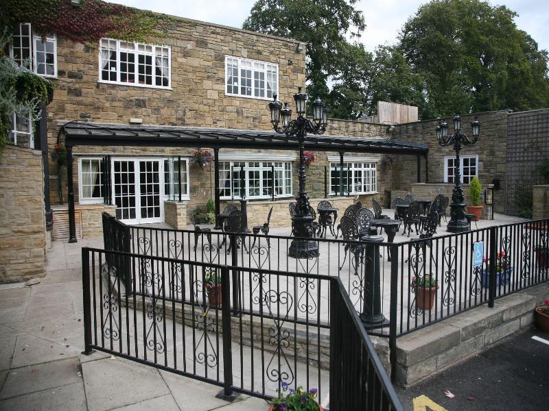 King s Croft Hotel image