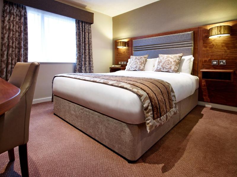 Briar Court Hotel image