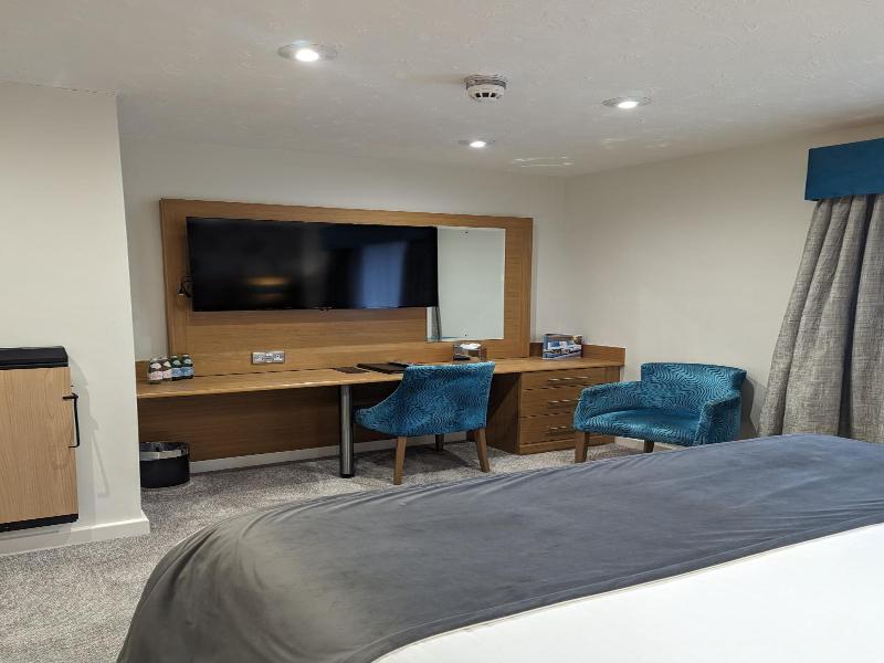 Briar Court Hotel image