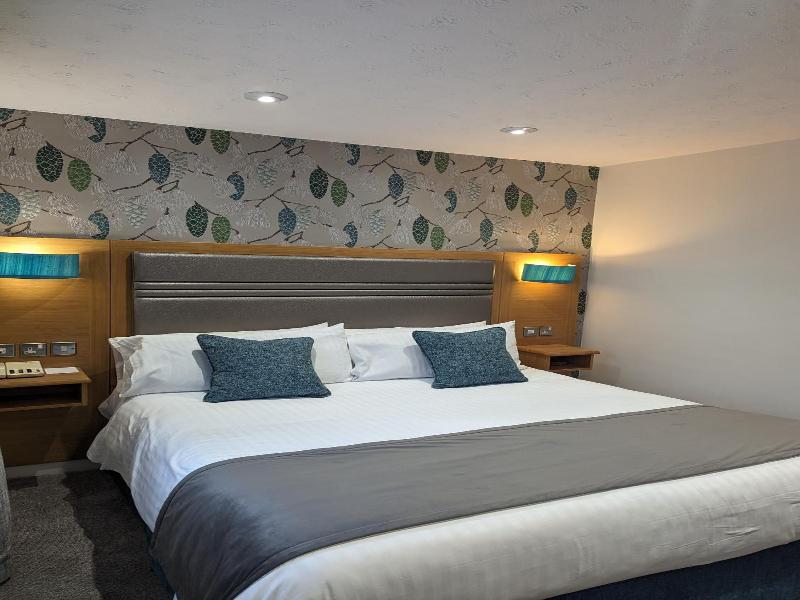 Briar Court Hotel image