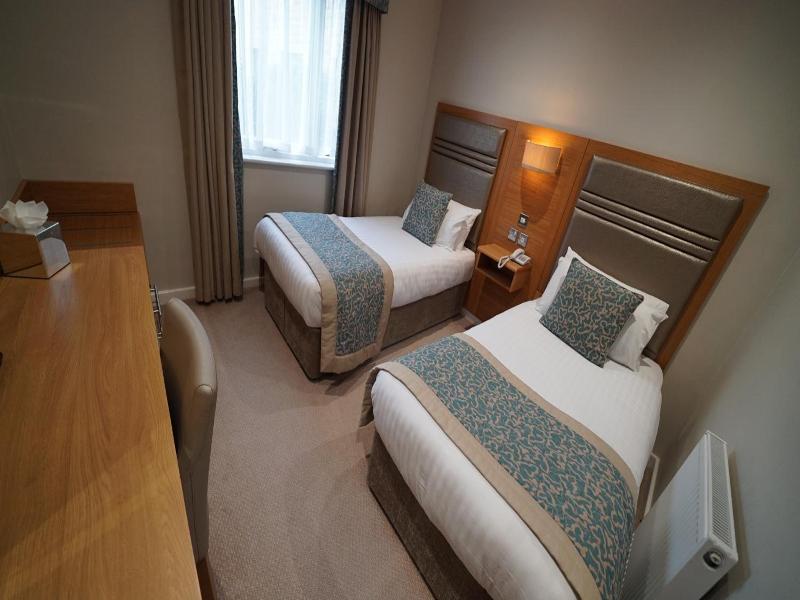 Briar Court Hotel image