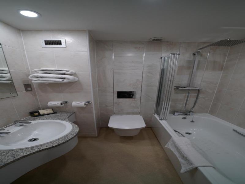 Briar Court Hotel image